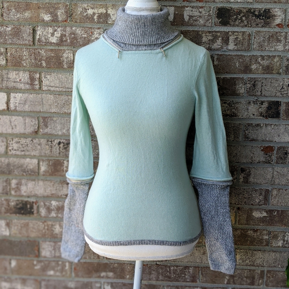 ESSENDI CASHMERE SWEATER